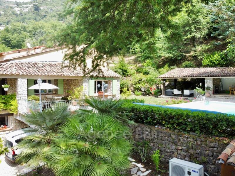 Maison à vendre, 276m², TOURRETTE LEVENS