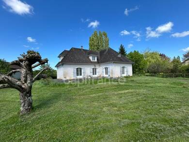 Maison à vendre 385 000 € 8 pièces 7 chambres 322 m² 8 155 m² de terrain Thiviers 24800