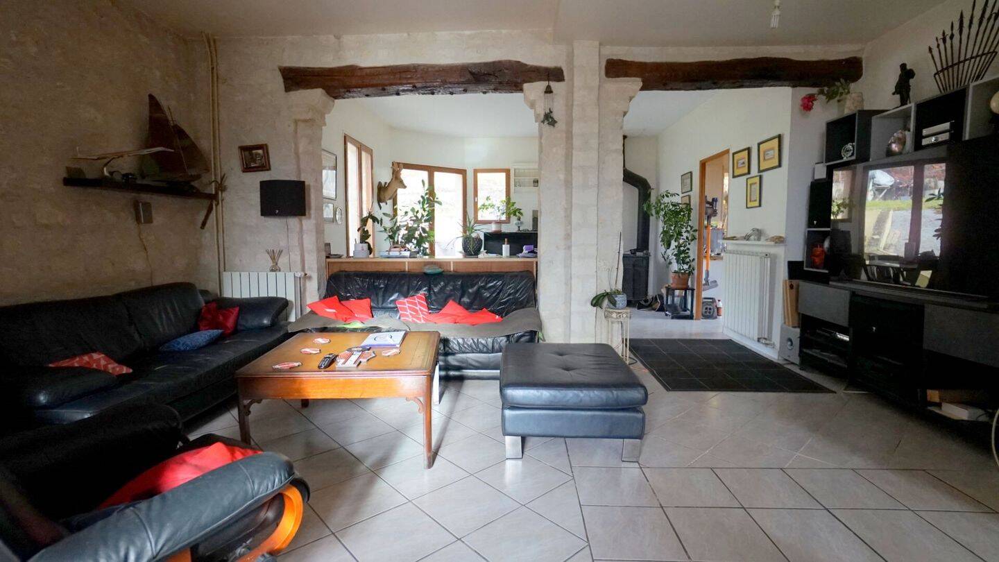 Maison à vendre, 154m², JUZIERS