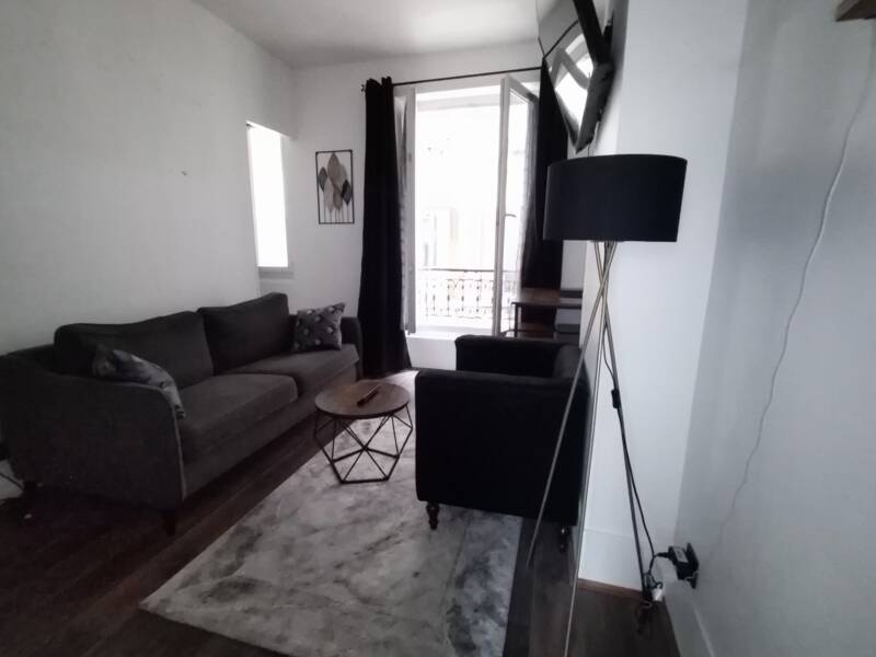 Maison à louer, 27m², PARIS 18E