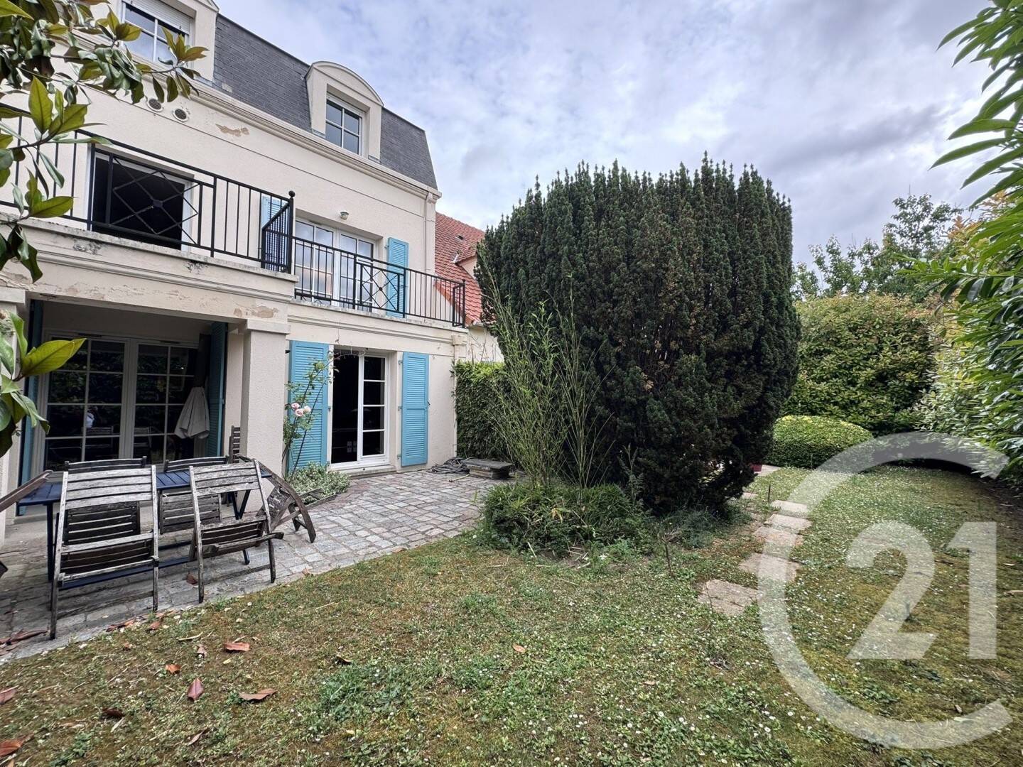 Maison à vendre, 234m², CERGY
