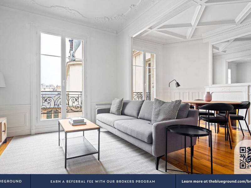 Maison à louer, 71m², PARIS 16E
