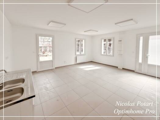 Espace bureau à louer 450 € 43 m² de bureaux Estrées-Saint-Denis 60190