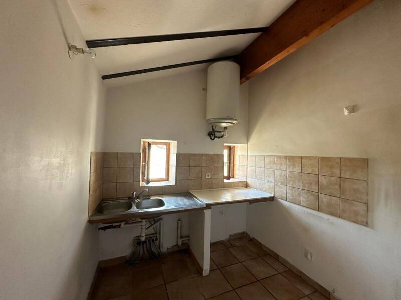 Maison à louer, 29m², SAINT ETIENNE DE FONTBELLON