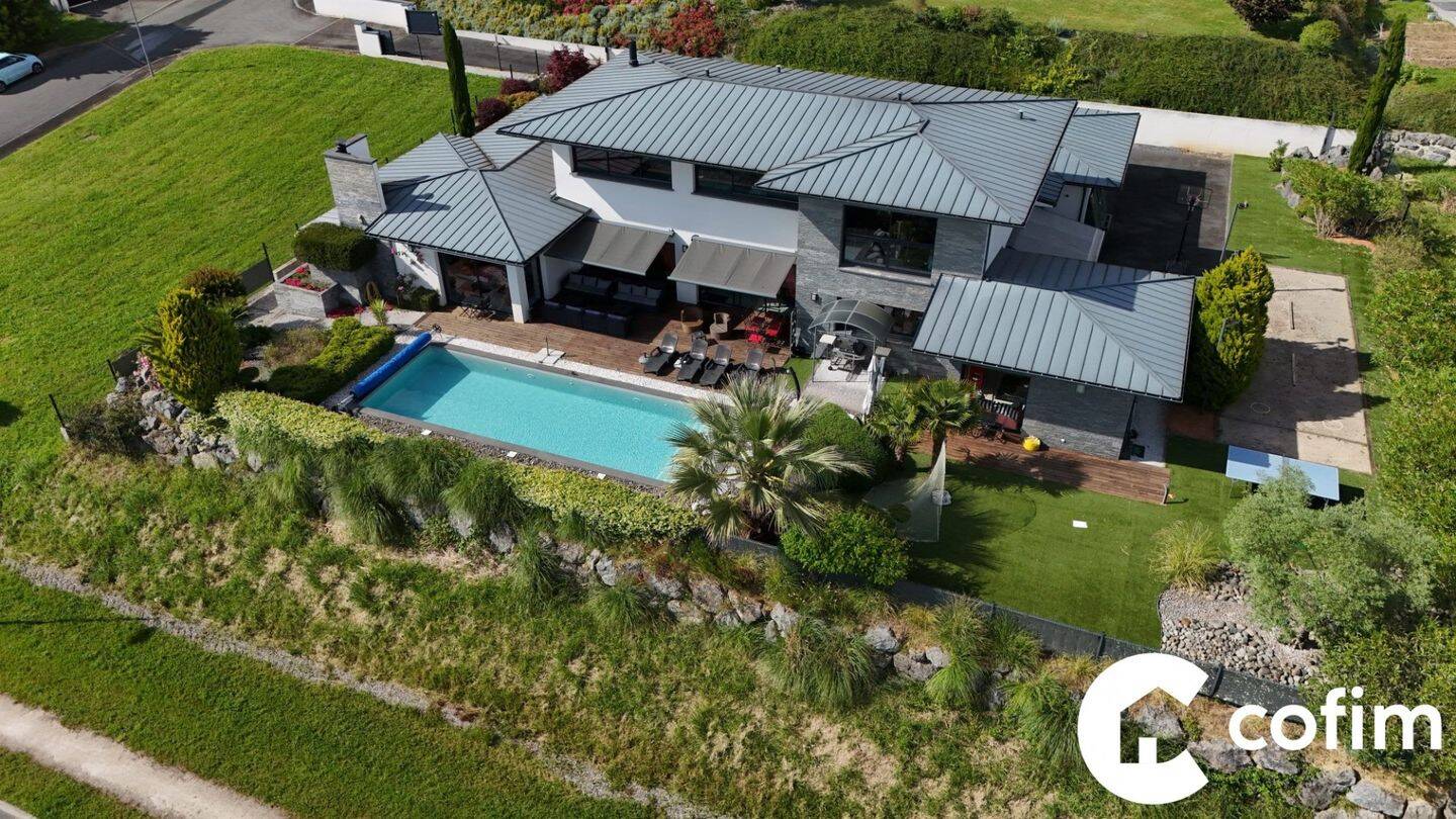 Maison à vendre, 316m², SERRES CASTET
