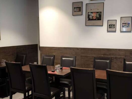 Local commercial à vendre 450 000 € 120 m² de surface de vente Centre Angers 49100