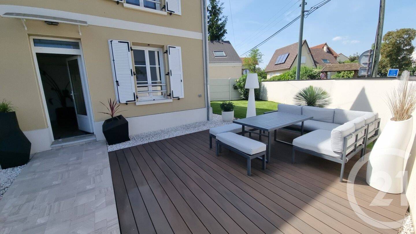 Maison à vendre, 151m², LA VARENNE SAINT HILAIRE