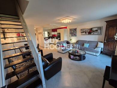 Appartement à vendre 337 000 € 4 pièces 3 chambres 81 m² Chevry Cossigny 77173
