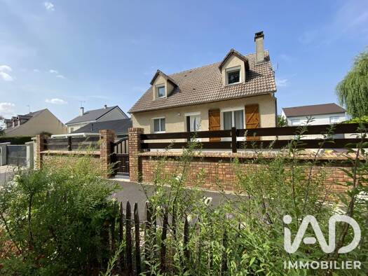 Maison à vendre 279 900 € 6 pièces 4 chambres 119 m² 495 m² de terrain Auménancourt 51110