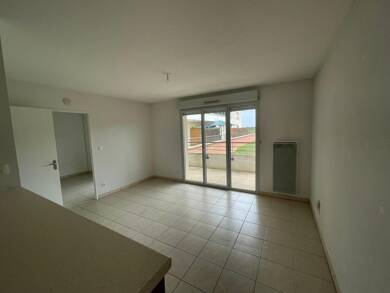Appartement à louer 515 € 2 pièces 1 chambre 38,1 m² RDC/1 Castelnouvel Leguevin 31490