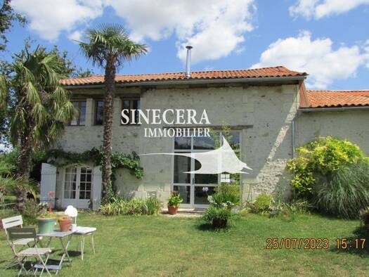 Maison à vendre 120 000 € 4 pièces 2 chambres 160 m² 2 000 m² de terrain Festalemps 24410