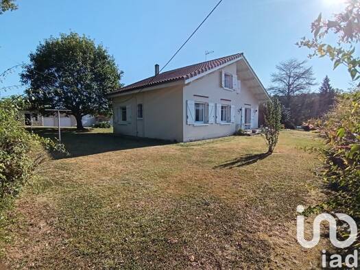Maison à vendre 193 500 € 6 pièces 5 chambres 145 m² 3 596 m² de terrain Madiran 65700