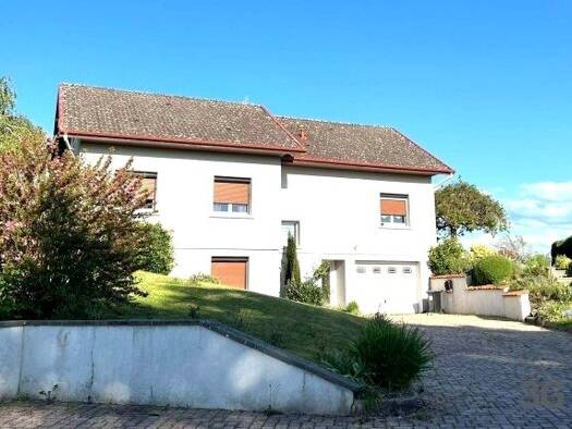 Villa à vendre 229 000 € 7 pièces 5 chambres 145 m² 1 950 m² de terrain Sercœur 88600