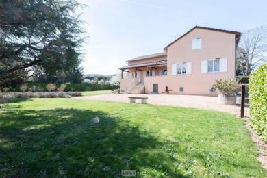 Maison à vendre 367 500 € 4 pièces 5 chambres 212 m² 2 100 m² de terrain Igé 71960