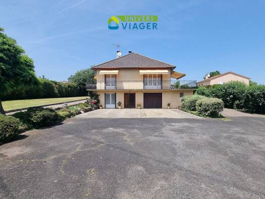 Maison en viager occupé Bouquet 122 000 € 5 pièces 2 chambres 140 m² Mozac 63200