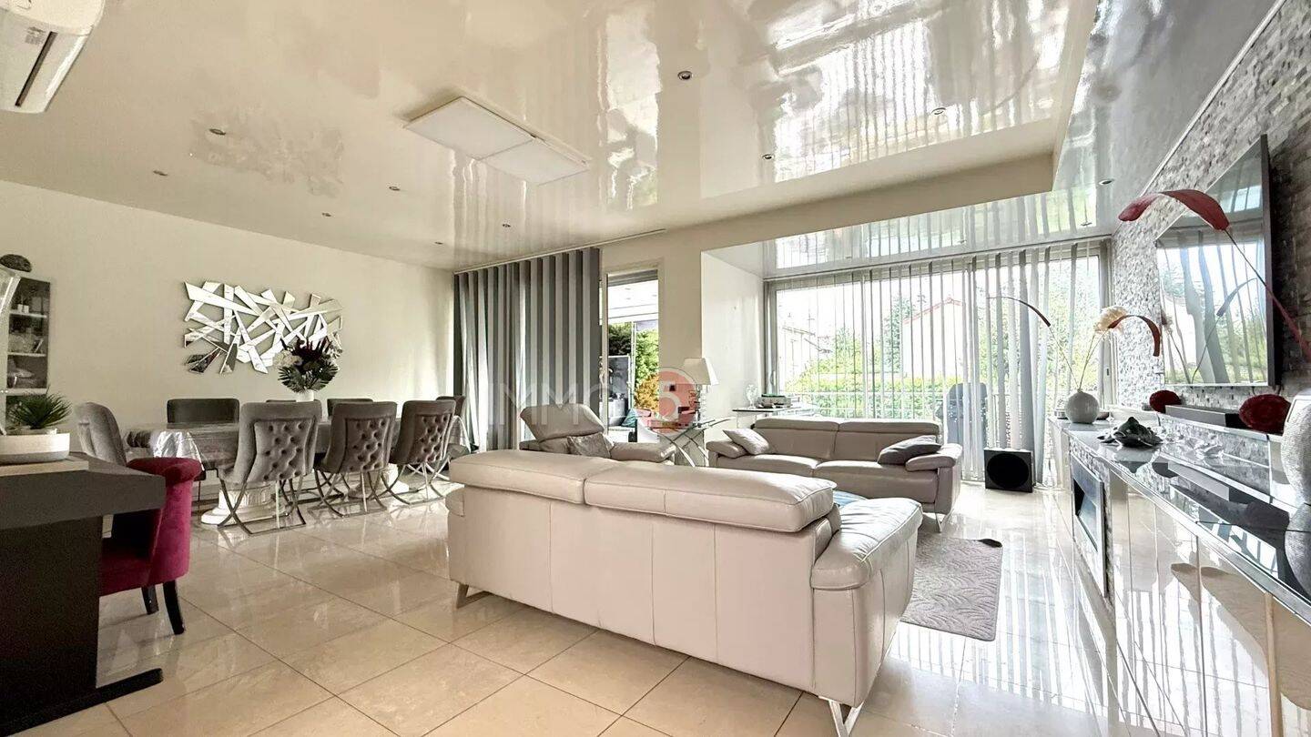 Maison à vendre, 215m², LES PAVILLONS SOUS BOIS