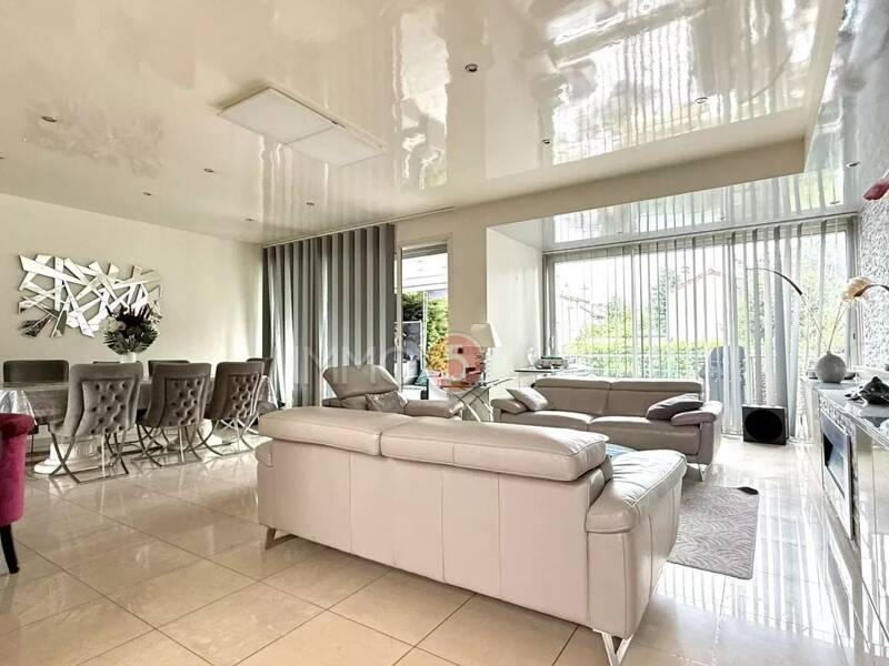 Maison à vendre, 215m², LES PAVILLONS SOUS BOIS