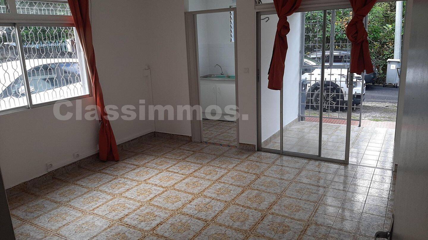 Maison à louer, 38m², FORT DE FRANCE
