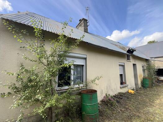 Maison à vendre 56 000 € 3 pièces 2 chambres 55 m² 4 917 m² de terrain Saint-Jean-d'Elle 50810