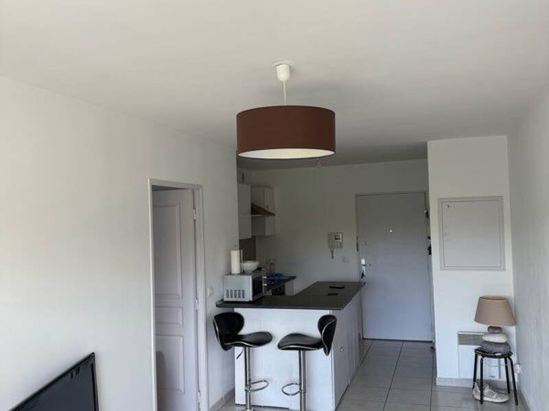 Maison à louer, 37m², MARSEILLE 8E