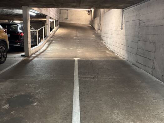 Parking à louer 85 € Bac-Bécon-Flachat-Gare Asnières-sur-Seine 92600