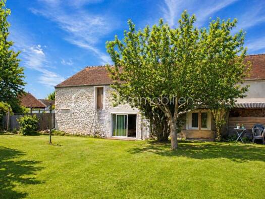 Maison à vendre 319 000 € 5 pièces 3 chambres 130 m² 800 m² de terrain Soignolles-en-Brie 77111