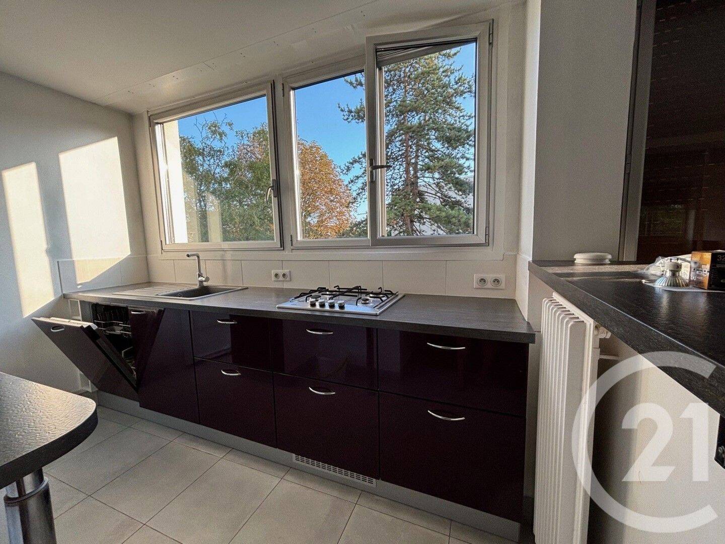 Maison à vendre, 36m², SAINT MAUR DES FOSSES