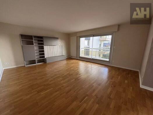 Appartement à vendre 290 000 € 4 pièces 2 chambres 87,49 m² Étage 1/3 Quatre Moulins Brest 29200