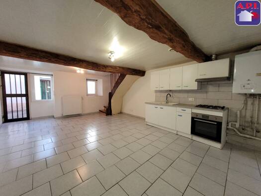 Maison de ville à louer 540 € 3 pièces 2 chambres 63 m² Montgailhard 09330