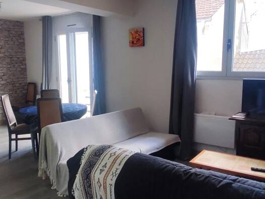 Appartement à vendre 89 900 € 3 pièces 2 chambres 68 m² Étage 2/2 Centre-Soum Lourdes 65100