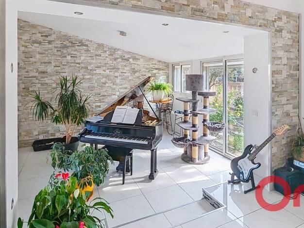 Villa à vendre 390 000 € 5 pièces 4 chambres 158 m² 697 m² de terrain Centre Ville Nord Bompas 66430