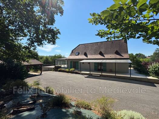 Maison à vendre 315 000 € 5 pièces 3 chambres 131 m² 6 607 m² de terrain Sarlat-la-Canéda 24200