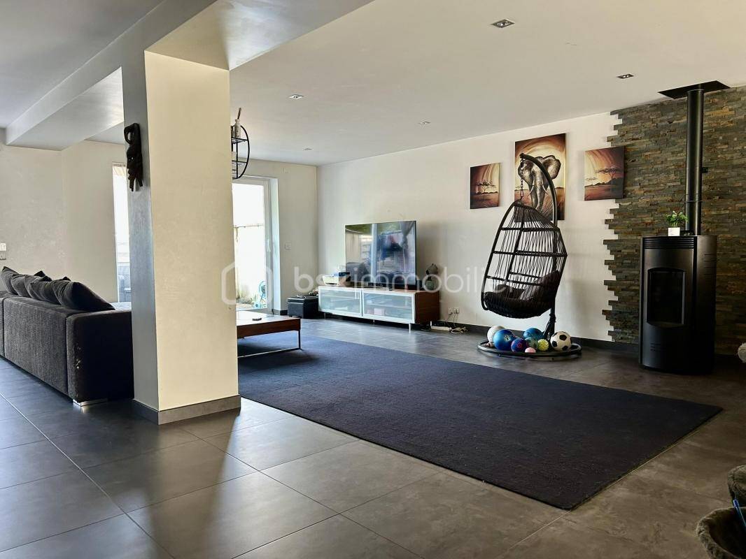 Maison à vendre, 166m², VERNOU LA CELLE SUR SEINE