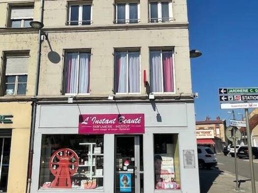 Local commercial à vendre 127 659 € 85 m² de surface de vente Ouest Châtillon-sur-Seine 21400