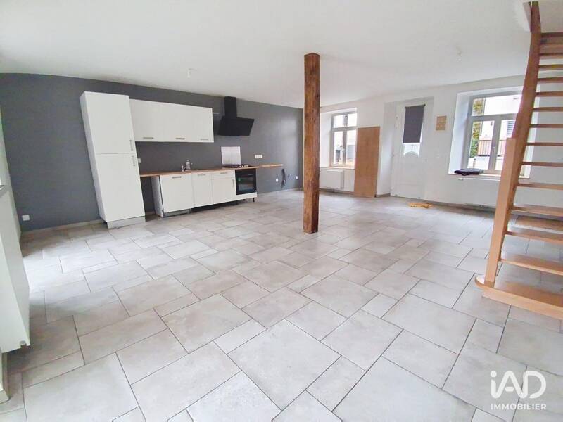 Maison à louer, 107m², GIVET