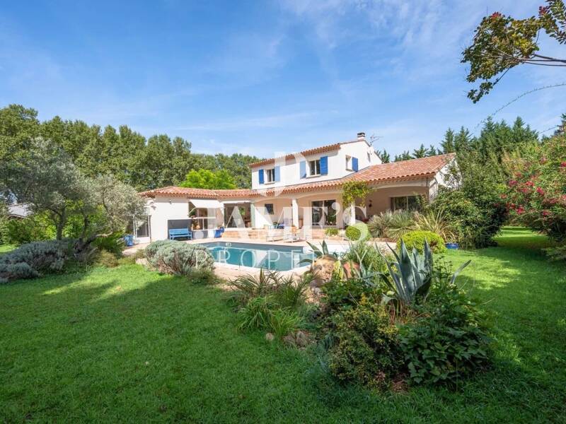Maison à vendre, 198m², FONTVIEILLE