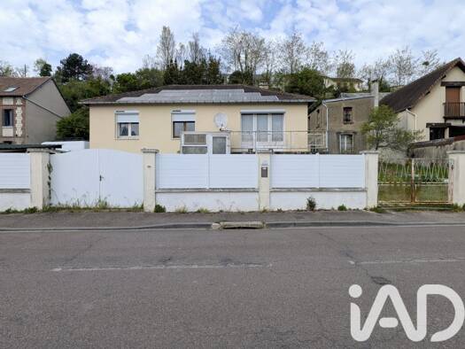 Maison à vendre 135 000 € 4 pièces 3 chambres 64 m² 903 m² de terrain Les Bords de Seine Saint-Aubin-lès-Elbeuf 76410