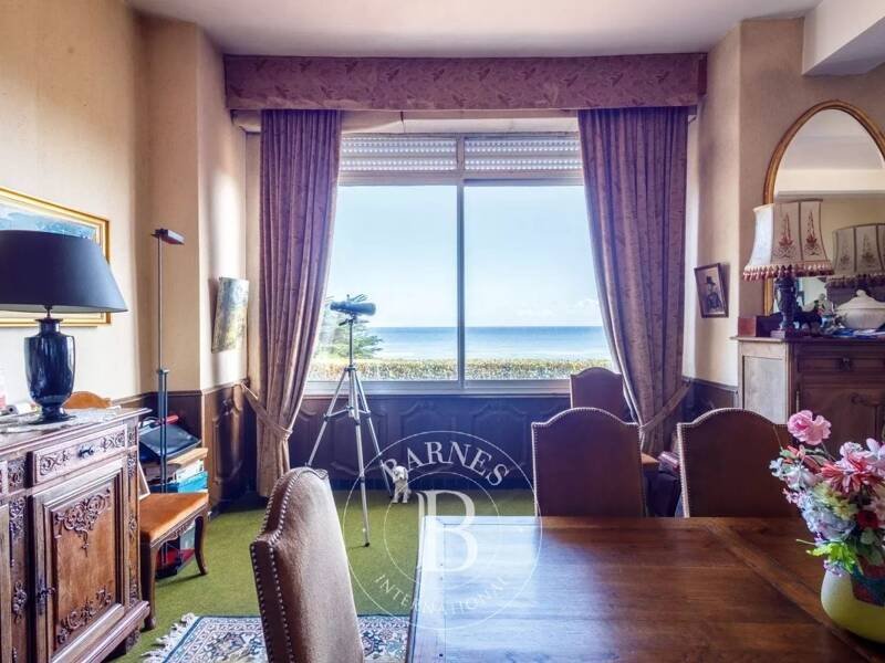 Maison à vendre, 323m², SAINT LAURENT SUR MER