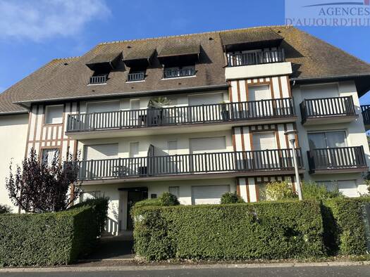 Appartement à vendre 181 000 € 2 pièces 1 chambre 42 m² Étage 3/3 Blonville-sur-Mer 14910