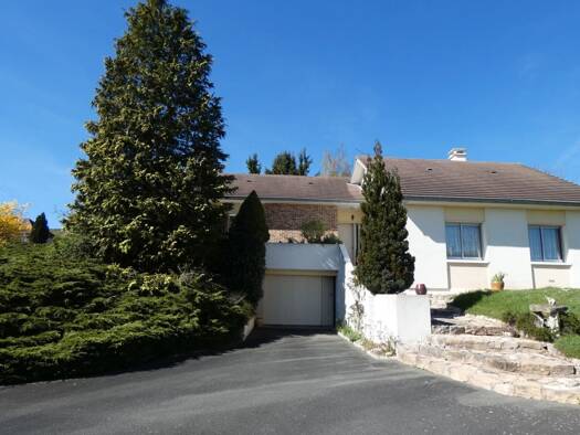 Maison à vendre 259 500 € 5 pièces 4 chambres 125,6 m² 1 179 m² de terrain Le Breuil 71670