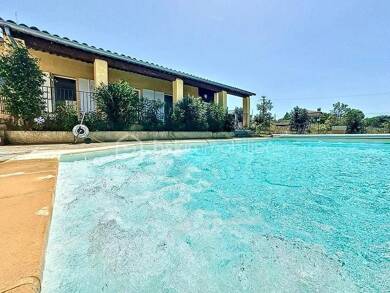 Villa à vendre 550 000 € 6 pièces 3 chambres 165 m² 1 780 m² de terrain Valensole 04210