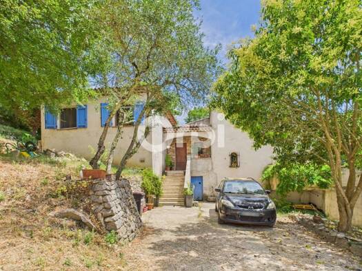 Villa à vendre 439 000 € 5 pièces 4 chambres 151 m² 1 200 m² de terrain Saint-Paul-en-Forêt 83440