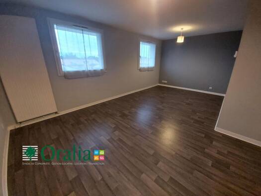 Appartement à louer 903 € 3 pièces 2 chambres 67,3 m² 2ème étage Sud Est Le Taillan-Médoc 33320