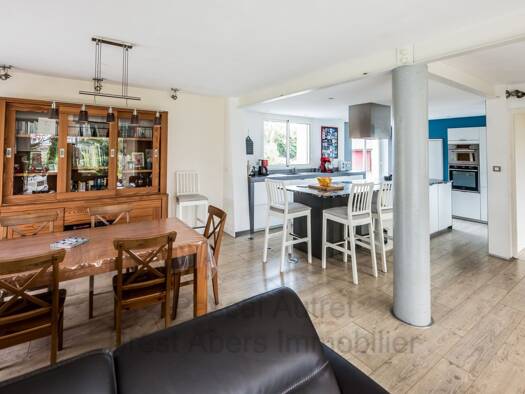 Maison à vendre 376 200 € 6 pièces 4 chambres 174 m² 5 990 m² de terrain Plouguin 29830