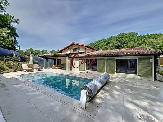 Maison à vendre 599 900 € 7 pièces 4 chambres 180 m² 893 m² de terrain Camblanes et Meynac 33360