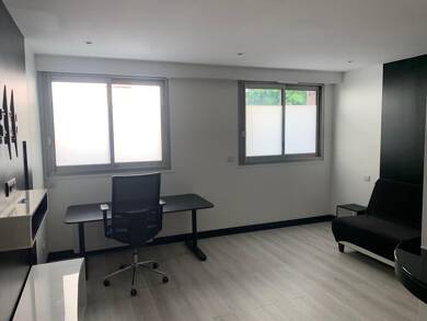 Appartement à louer - Neuf 810 € 1 pièce 26 m² RDC/3 disponible à partir du 19/06/2025 Le Centre Maisons-Alfort 94700