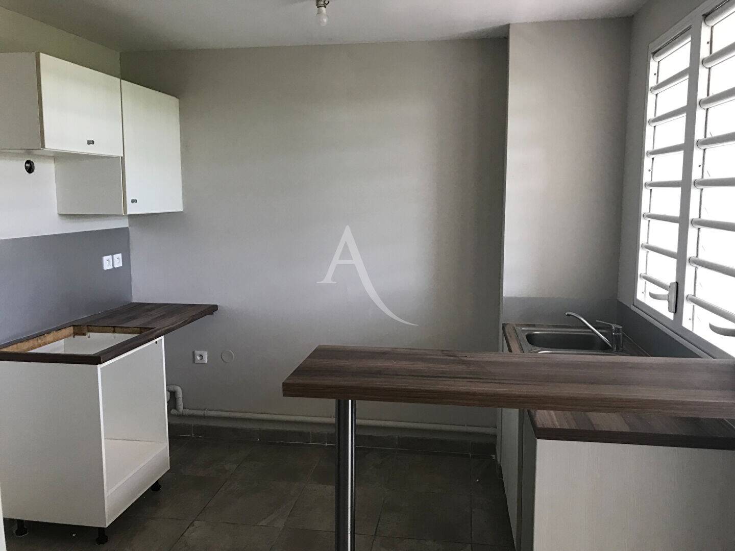 Maison à vendre, 81m², FORT DE FRANCE