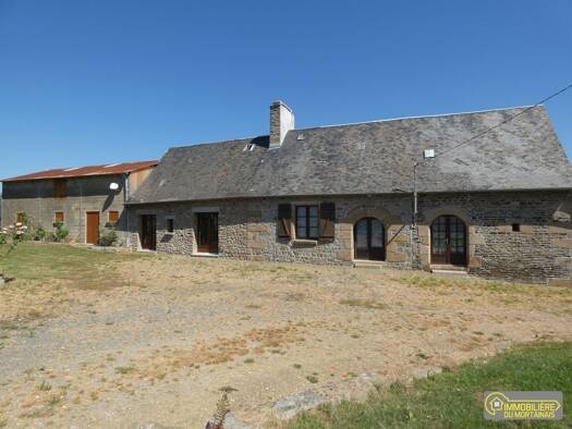 Maison à vendre 202 900 € 5 pièces 2 chambres 103 m² 13 957 m² de terrain Saint-Hilaire-du-Harcouët 50600
