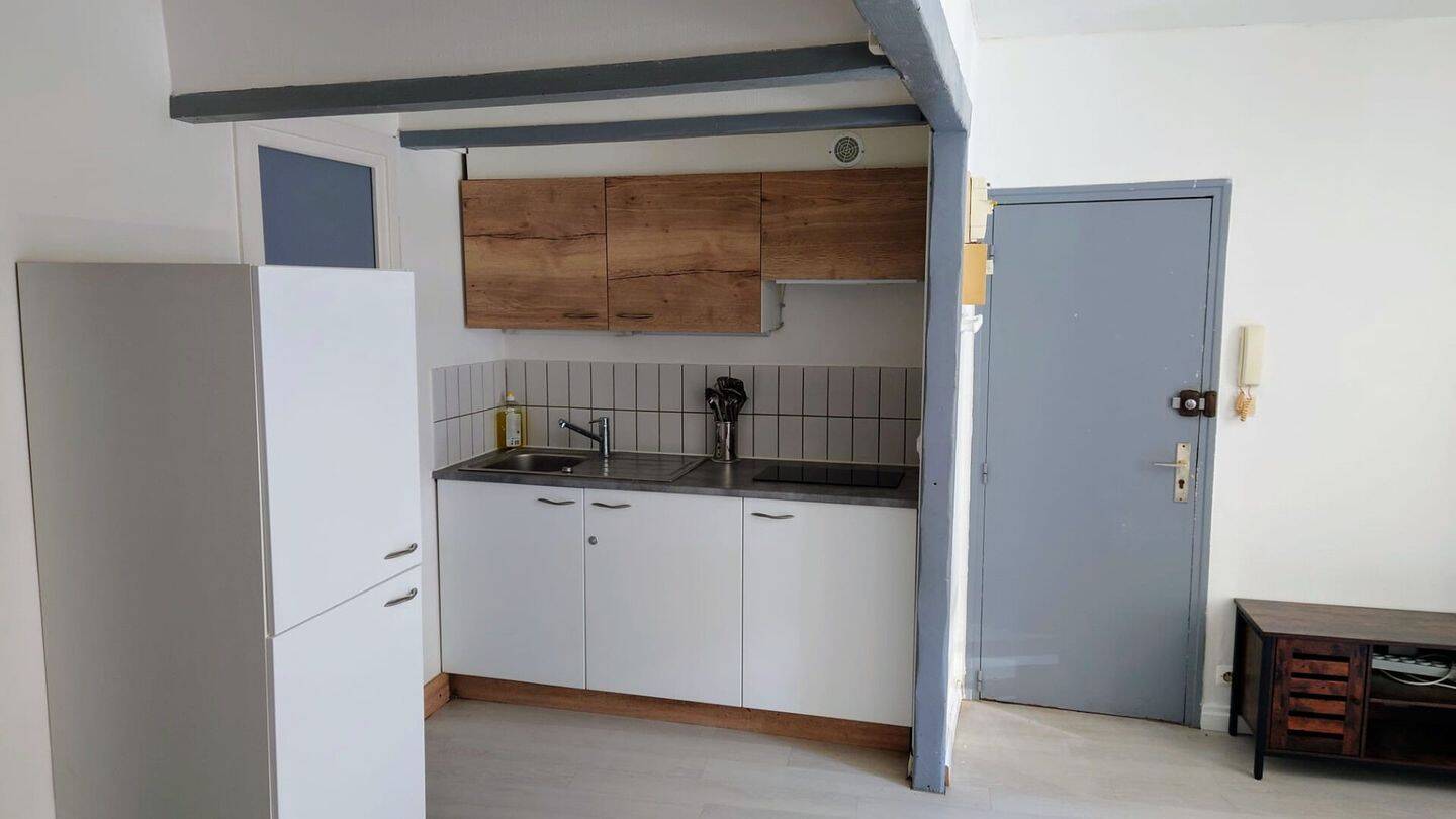 Maison à louer, 27m², CORBEIL ESSONNES