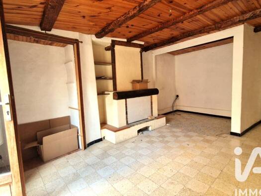 Maison à vendre 91 000 € 4 pièces 3 chambres 93 m² Valensole 04210